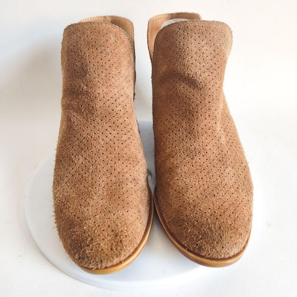Lucky Brand Booties Bailey Perforated Camel Tan Suede Ankle Boots Size 6.5 M - Picture 5 of 10